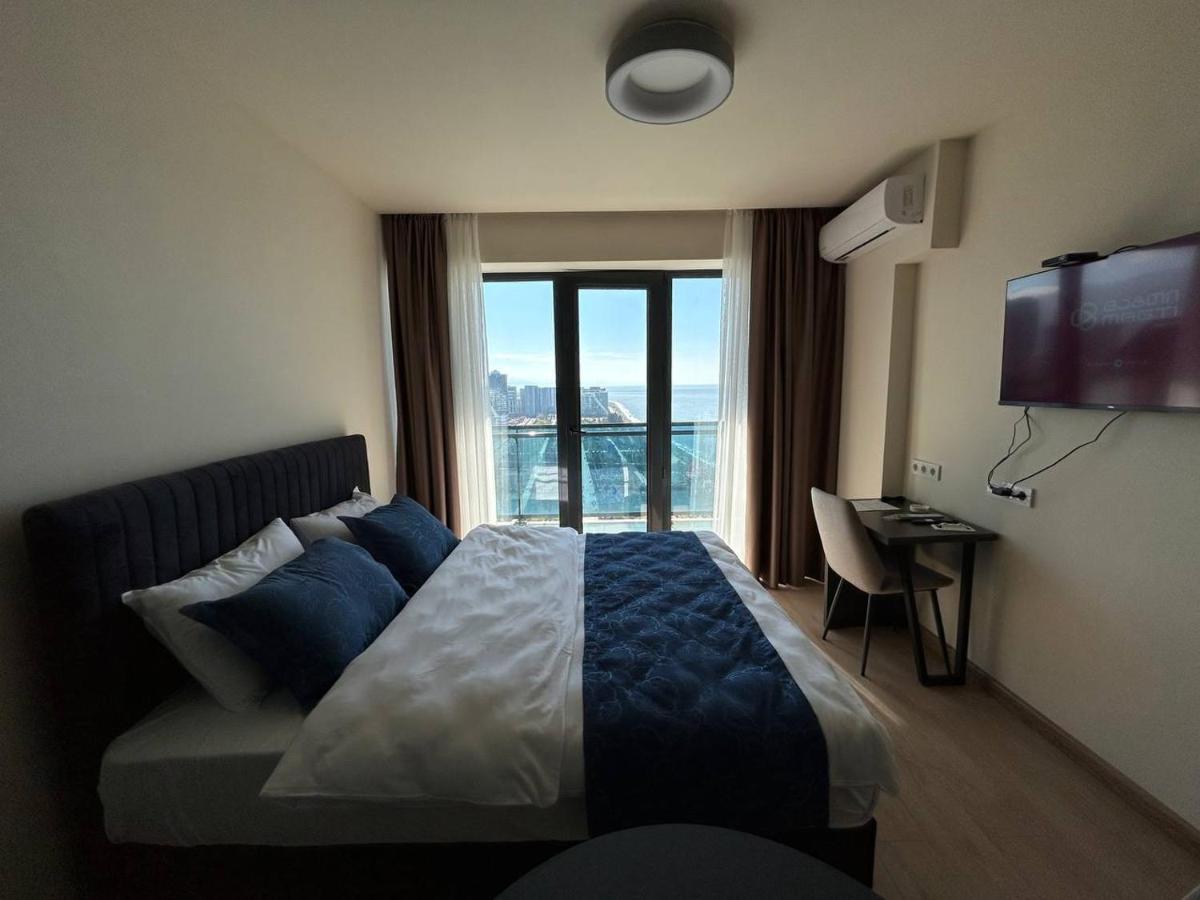 Студия С Потрясающим Видом На Море В Orbi Beach Tower Batumi Ngoại thất bức ảnh