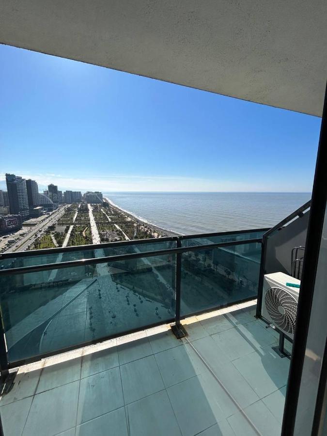 Студия С Потрясающим Видом На Море В Orbi Beach Tower Batumi Ngoại thất bức ảnh
