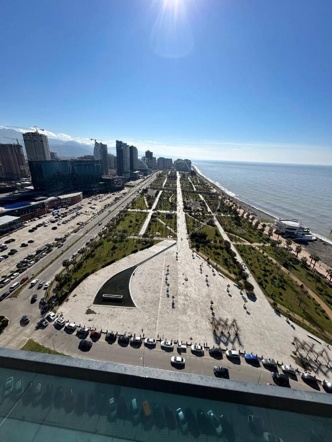 Студия С Потрясающим Видом На Море В Orbi Beach Tower Batumi Ngoại thất bức ảnh